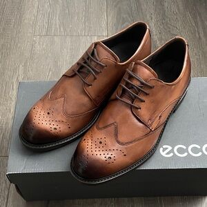 ECCO Men's Brown Leather Dress Shoes size 39